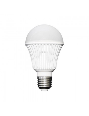Steca 8 W E27 LED low energy light bulb